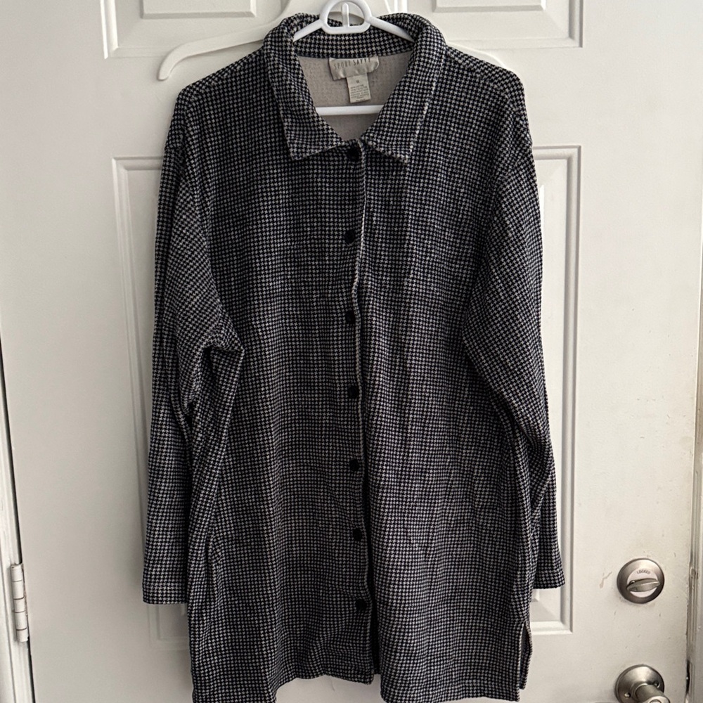 Super soft button down cotton poly nend